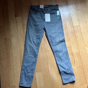 Red Ale by Alesbury Light Gray Slim Fit Kumme Jean